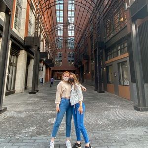 Meet your Posher, Madison